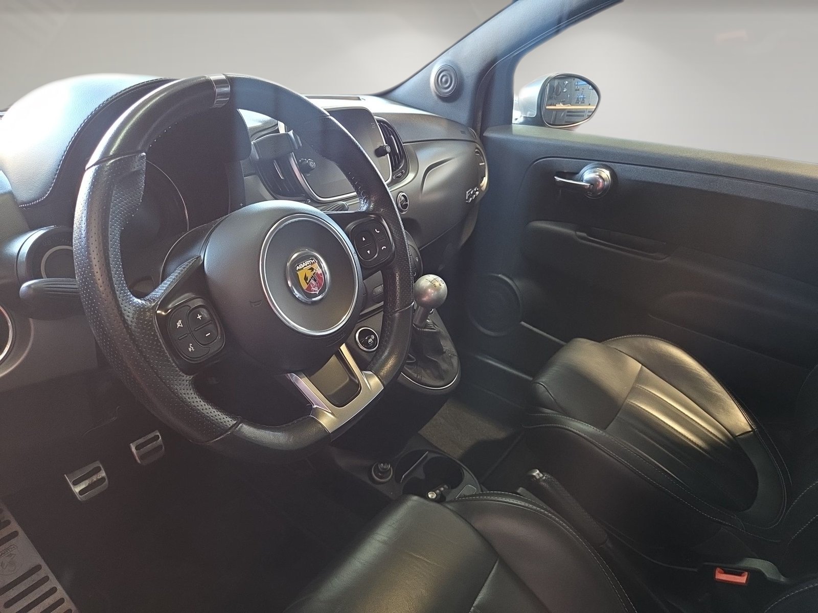 FIAT 595 1.4 16V Turbo Abarth Turismo, Essence, Occasion / Utilisé, Manuelle - 5