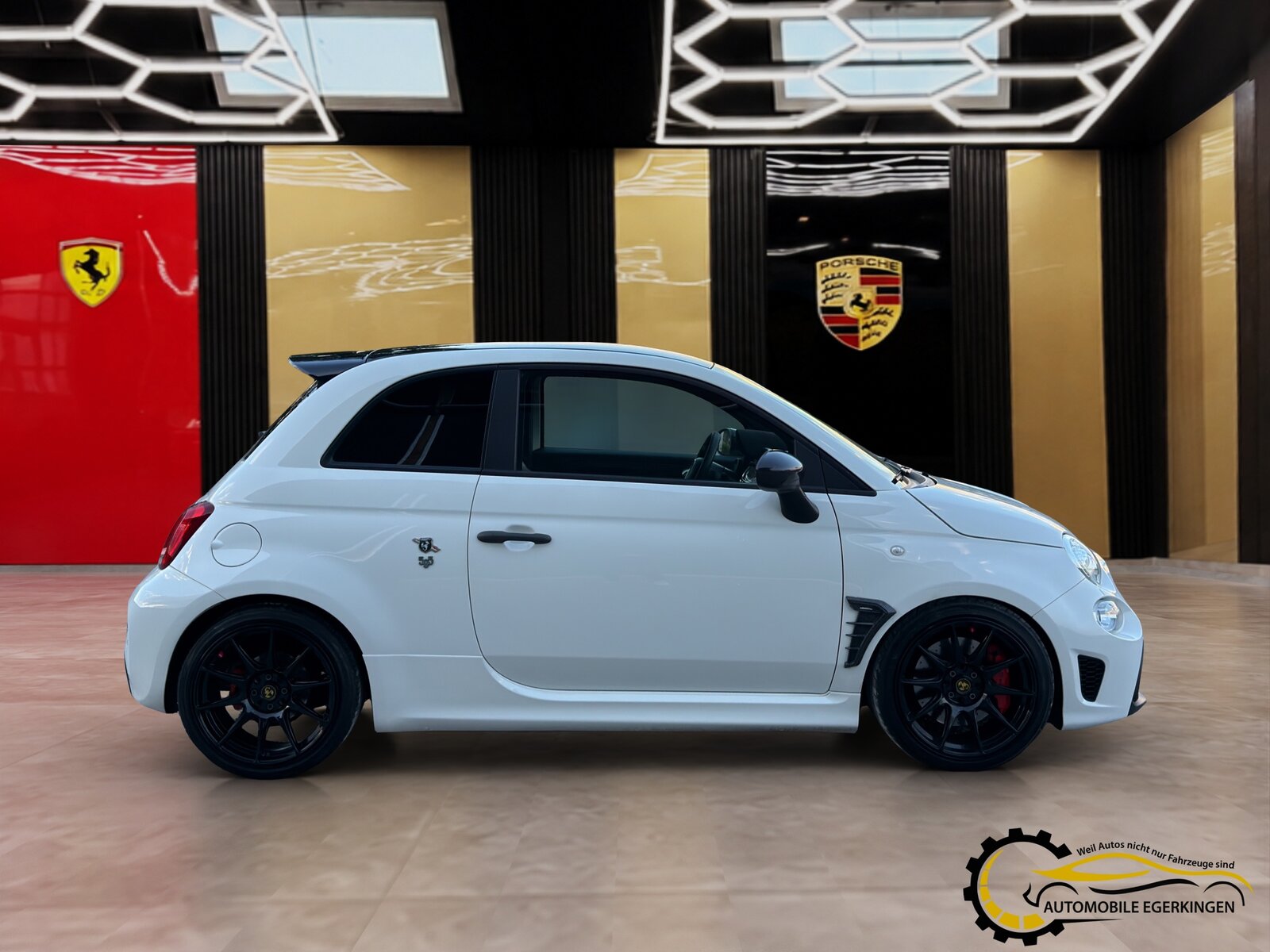FIAT 595 1.4 16V Turbo Abarth Competizione Anniversario, Petrol, Second hand / Used, Manual - 5