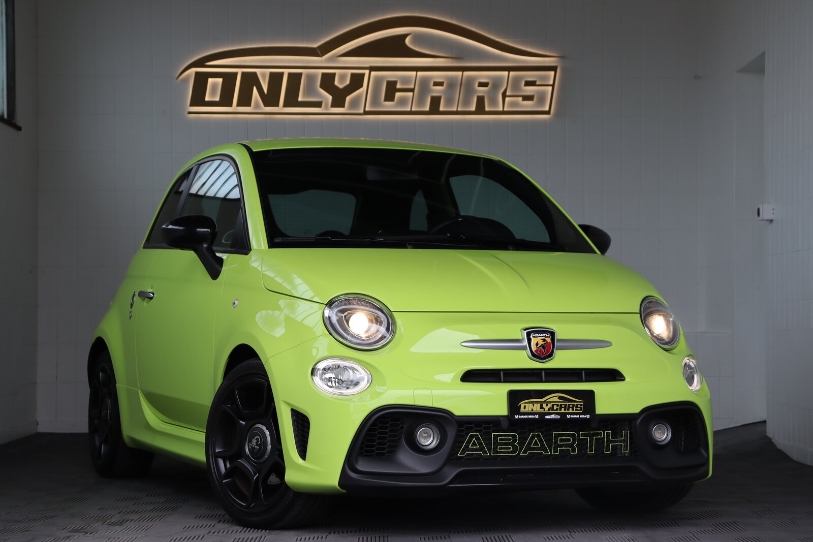 FIAT 595 1.4 16V TURBO ABARTH PISTA * GIFTGRÜN * CH-FAHRZEU
