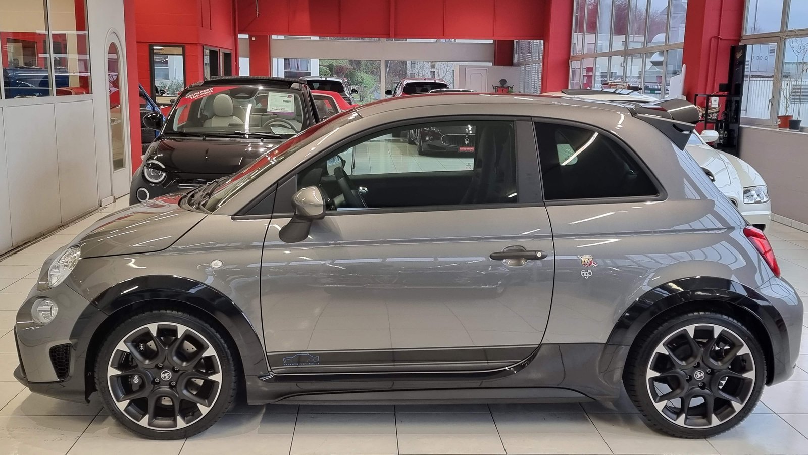 FIAT 500 Abarth / 695 Abarth 1.4 T-Jet 180 131 Rally Tributo, Essence, Voiture nouvelle, Manuelle - 4