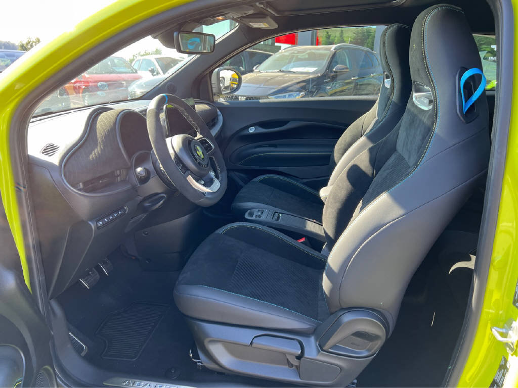 FIAT 500 Abarth Scorpionissima, Électrique, Occasion / Utilisé, Automatique - 5