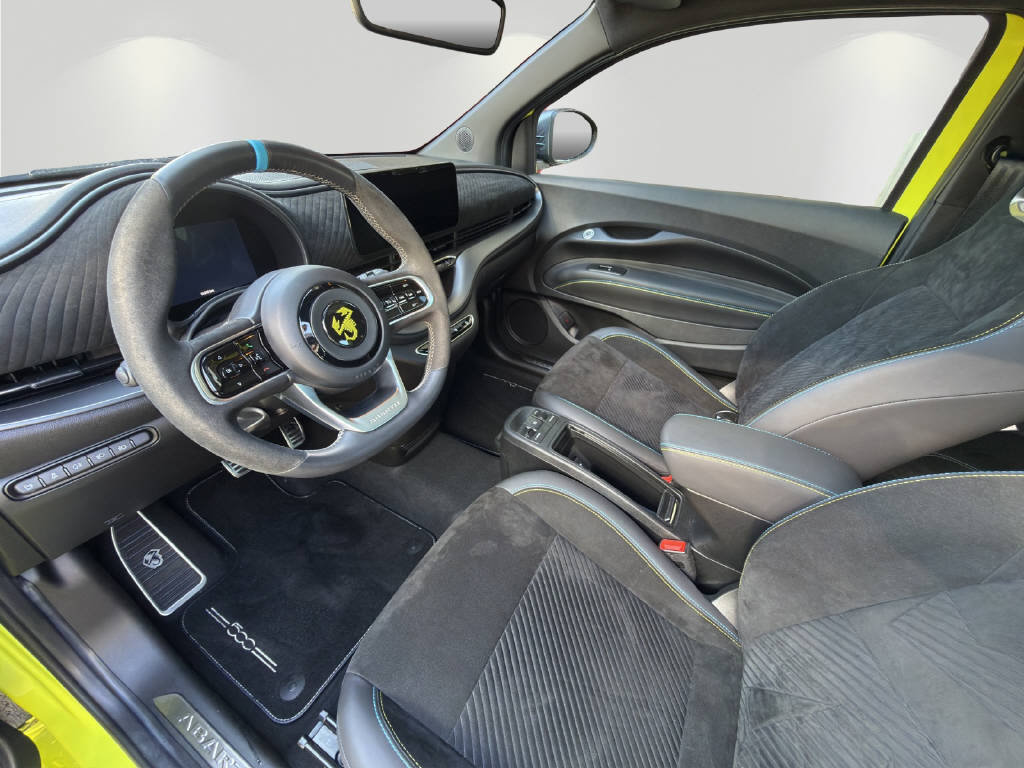 FIAT 500 Abarth Scorpionissima, Elektro, Occasion / Gebraucht, Automatik - 6