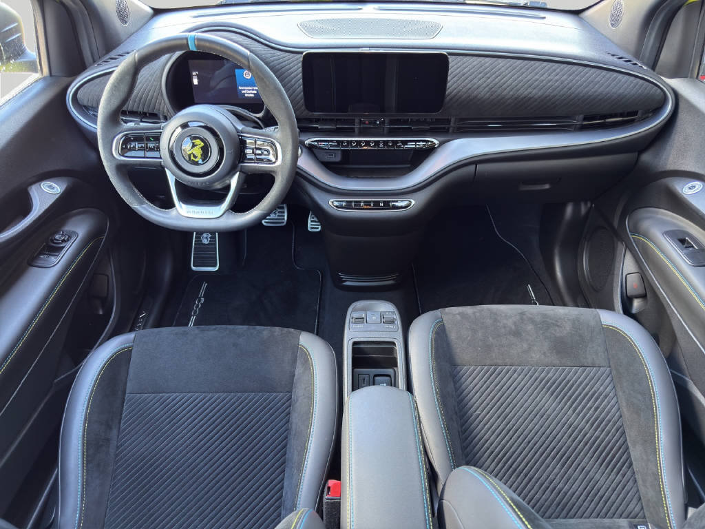 FIAT 500 Abarth Scorpionissima, Elektro, Occasion / Gebraucht, Automatik - 7