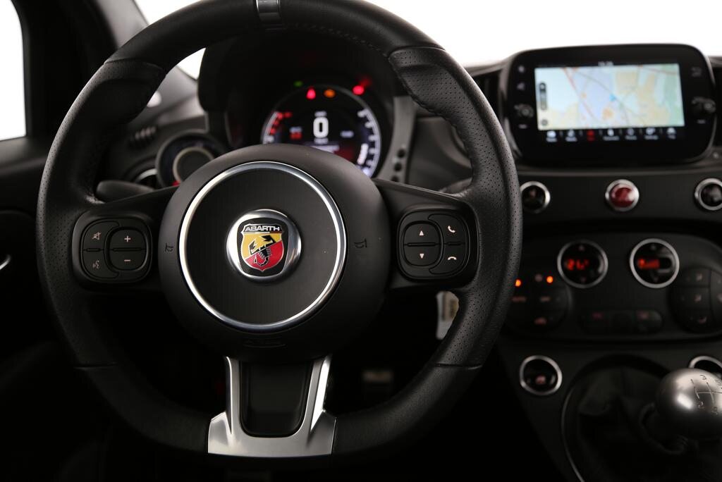 FIAT 595 Abarth 1.4 T-Jet 165 Premium, Essence, Occasion / Utilisé, Manuelle - 6