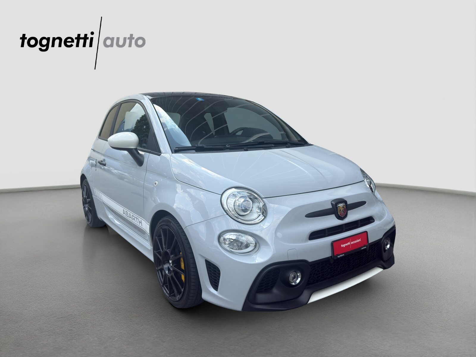FIAT 595 1.4 16V T Abarth Ess., Benzin, Occasion / Gebraucht, Handschaltung - 2
