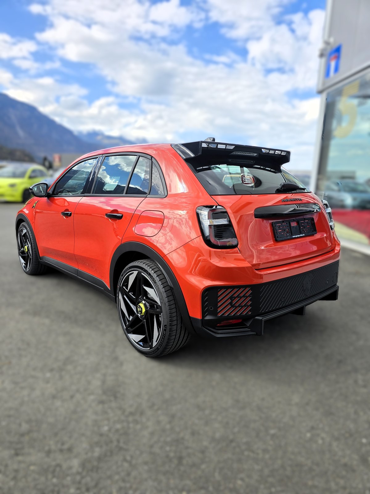 FIAT Abarth 600e Turismo, Elektro, Neuwagen, Automatik - 4