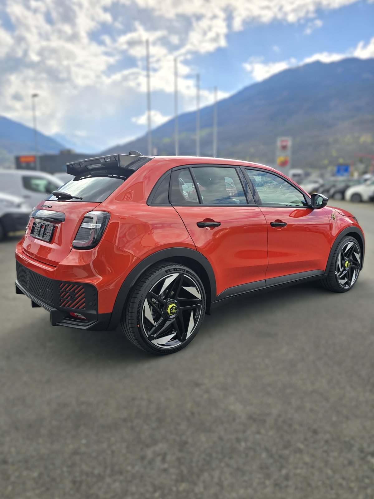 FIAT Abarth 600e Turismo, Elektro, Neuwagen, Automatik - 6