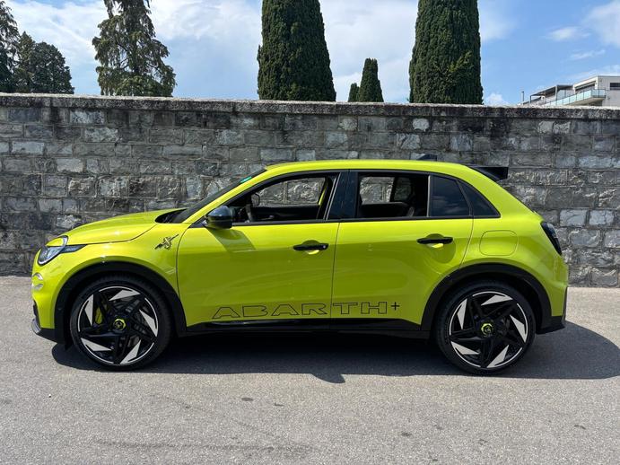 FIAT Abarth 600e Scorpionissima, Electric, New car, Automatic