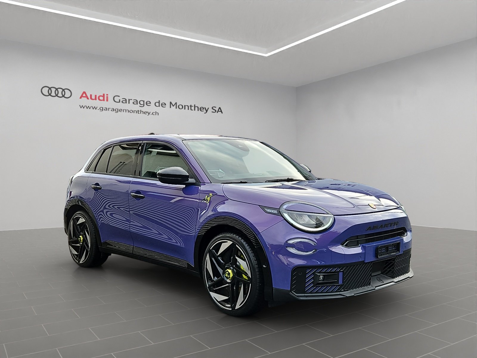 FIAT Abarth 600e Scorpionissima, Électrique, Occasion / Utilisé, Automatique - 3