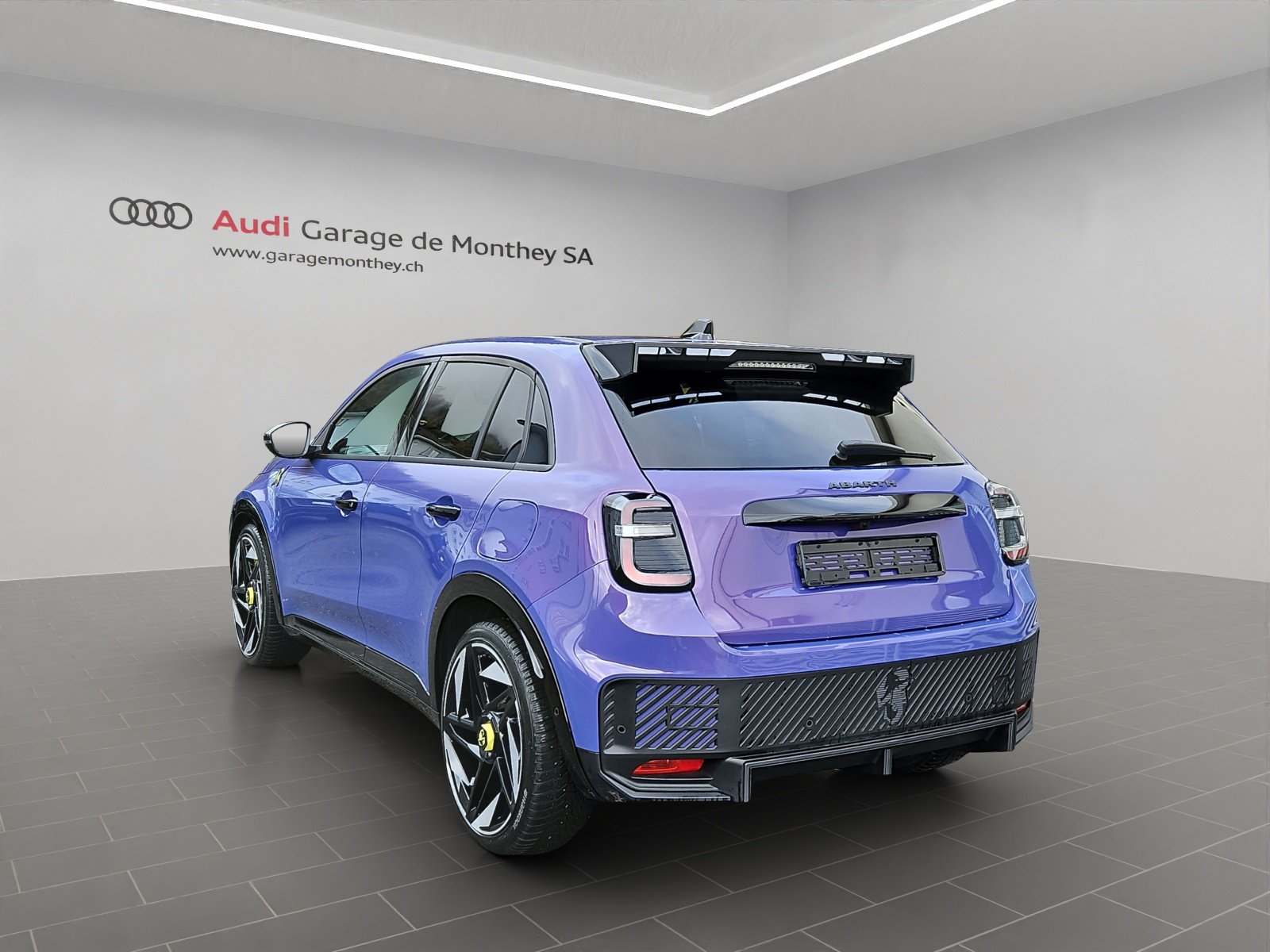 FIAT Abarth 600e Scorpionissima, Électrique, Occasion / Utilisé, Automatique - 6