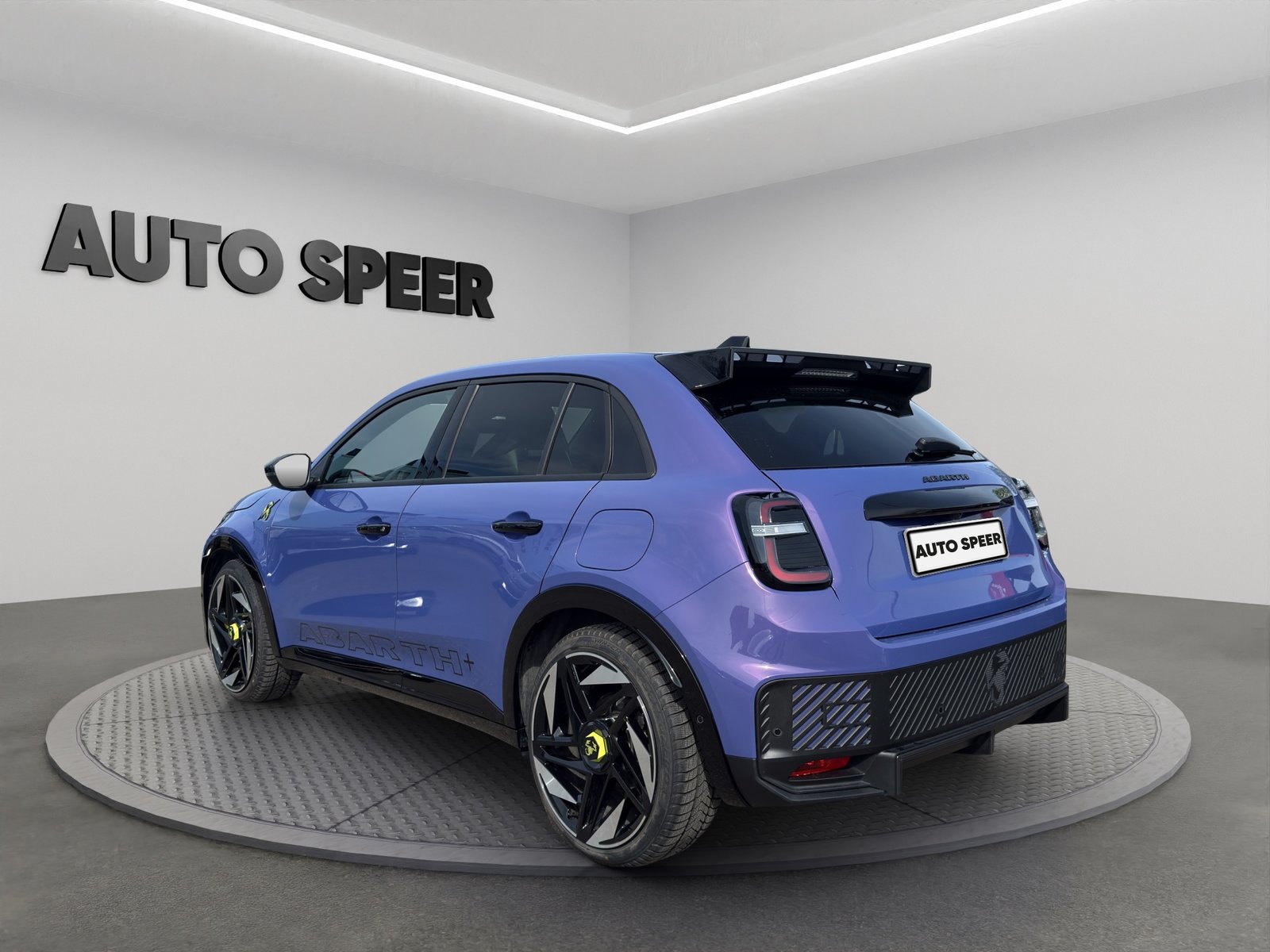 FIAT Abarth 600e Scorpionissima, Elektro, Occasion / Gebraucht, Automatik - 6