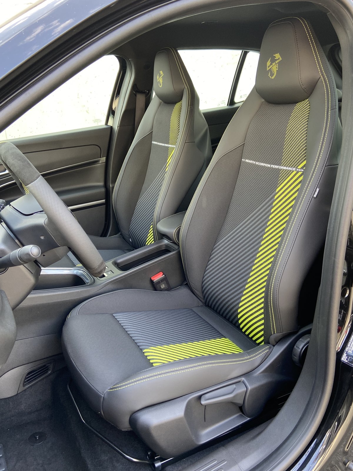 FIAT Abarth 600e Turismo, Electric, New car, Automatic - 7