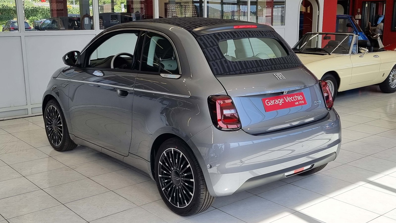 FIAT 500 Cabrio La Prima by Bocelli Top 42 KWh 118 PS, Électrique, Voiture nouvelle, Automatique - 5