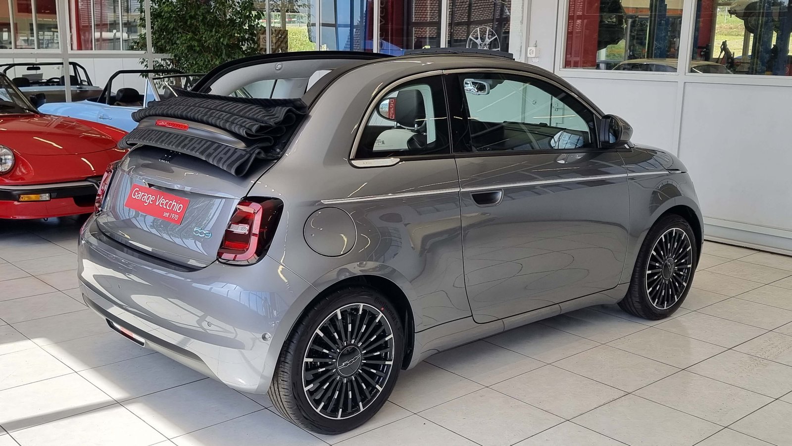 FIAT 500 Cabrio La Prima by Bocelli Top 42 KWh 118 PS, Électrique, Voiture nouvelle, Automatique - 7