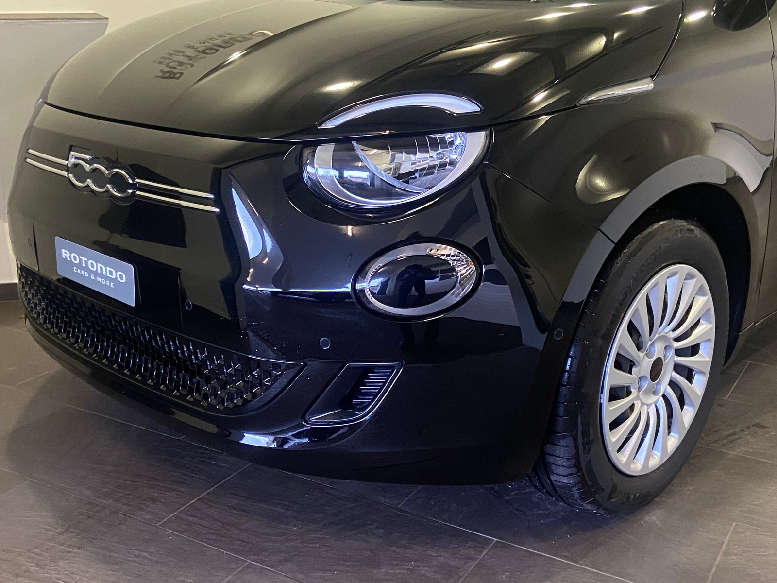 FIAT 500 C electric 87 kW Red, Elettrica, Auto nuove, Automatico - 3
