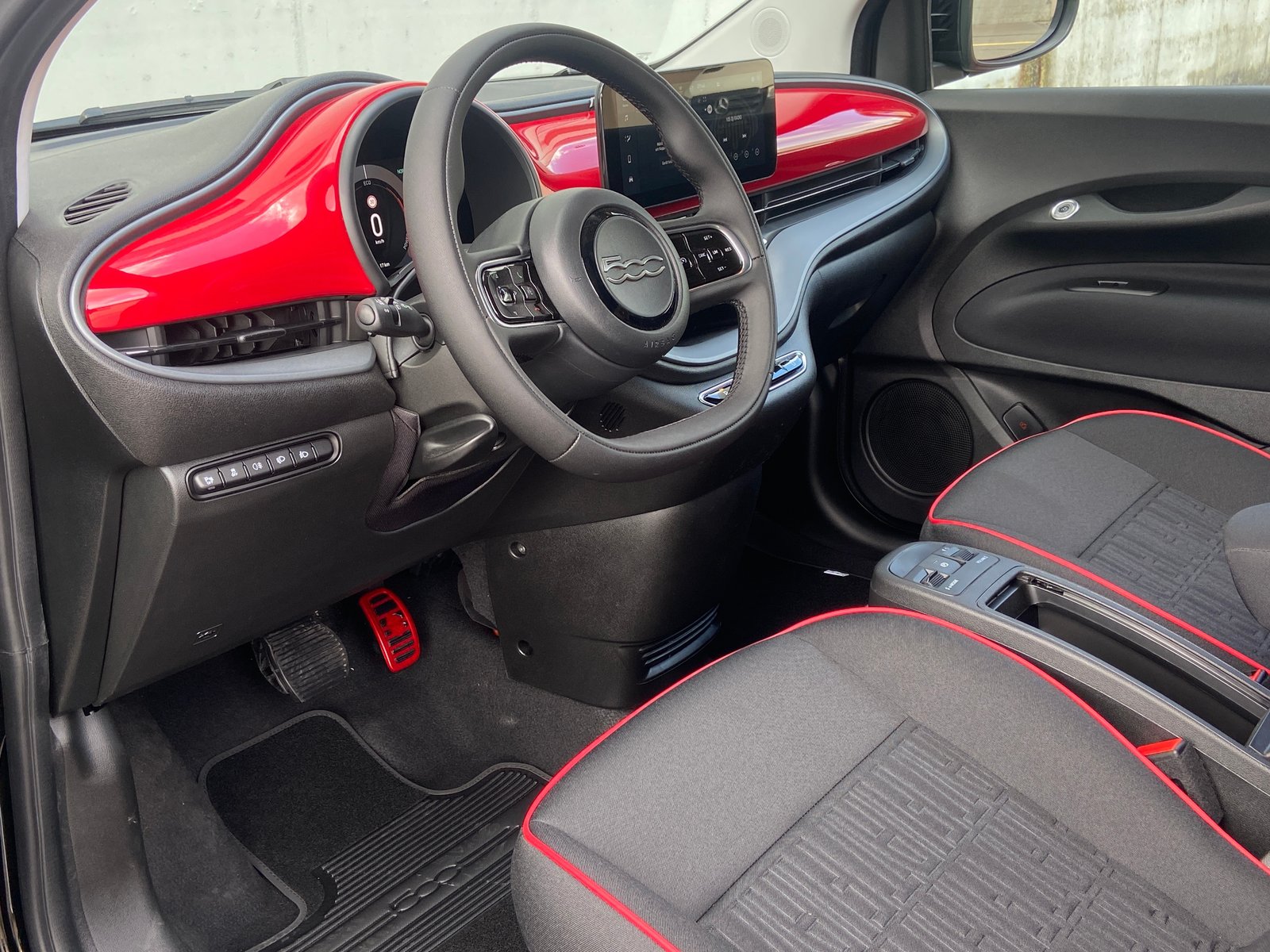 FIAT 500 C electric 87 kW Red, Électrique, Voiture nouvelle, Automatique - 6