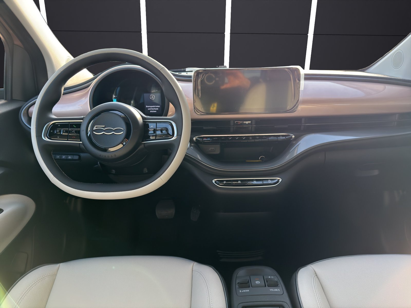 FIAT 500C Electric 87 KW La Prima, Elektro, Neuwagen, Automatik - 7