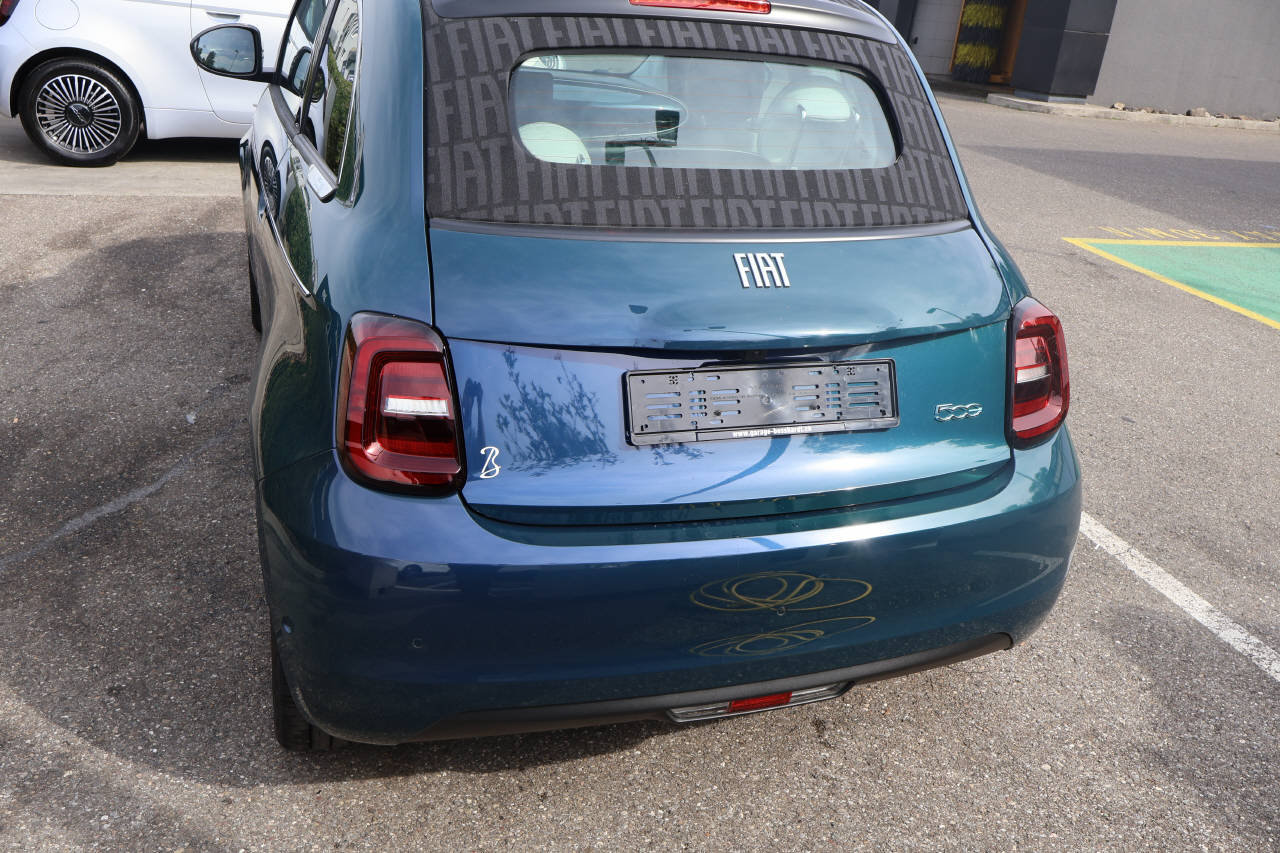 FIAT 500 Cabrio La Prima, Électrique, Voiture nouvelle, Automatique - 4