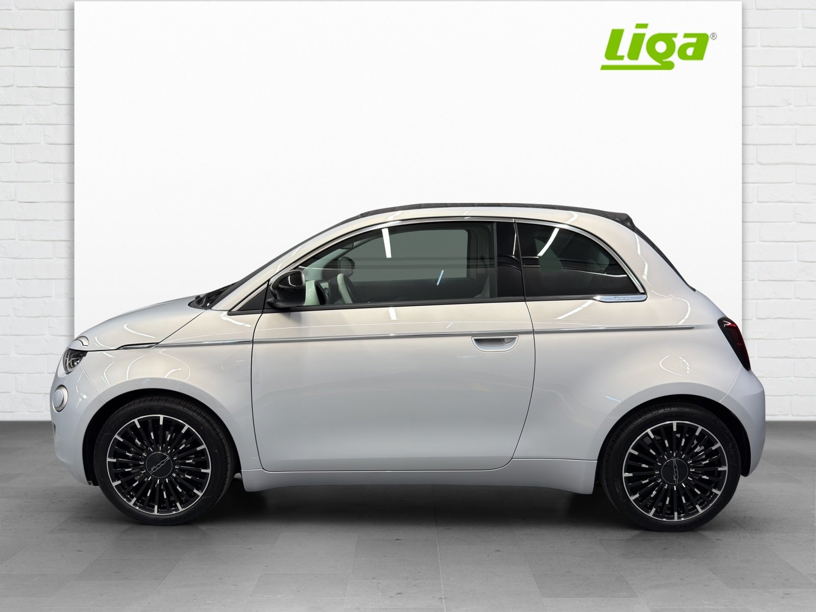 FIAT 500 Cabrio 1.0 Hybrid La Prima, Mild-Hybrid Petrol/Electric, New car, Manual