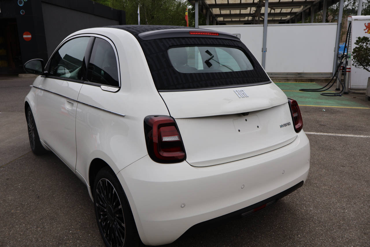 FIAT 500 Cabrio 1.0 Hybrid La Prima, Mild-Hybrid Petrol/Electric, New car, Manual - 5