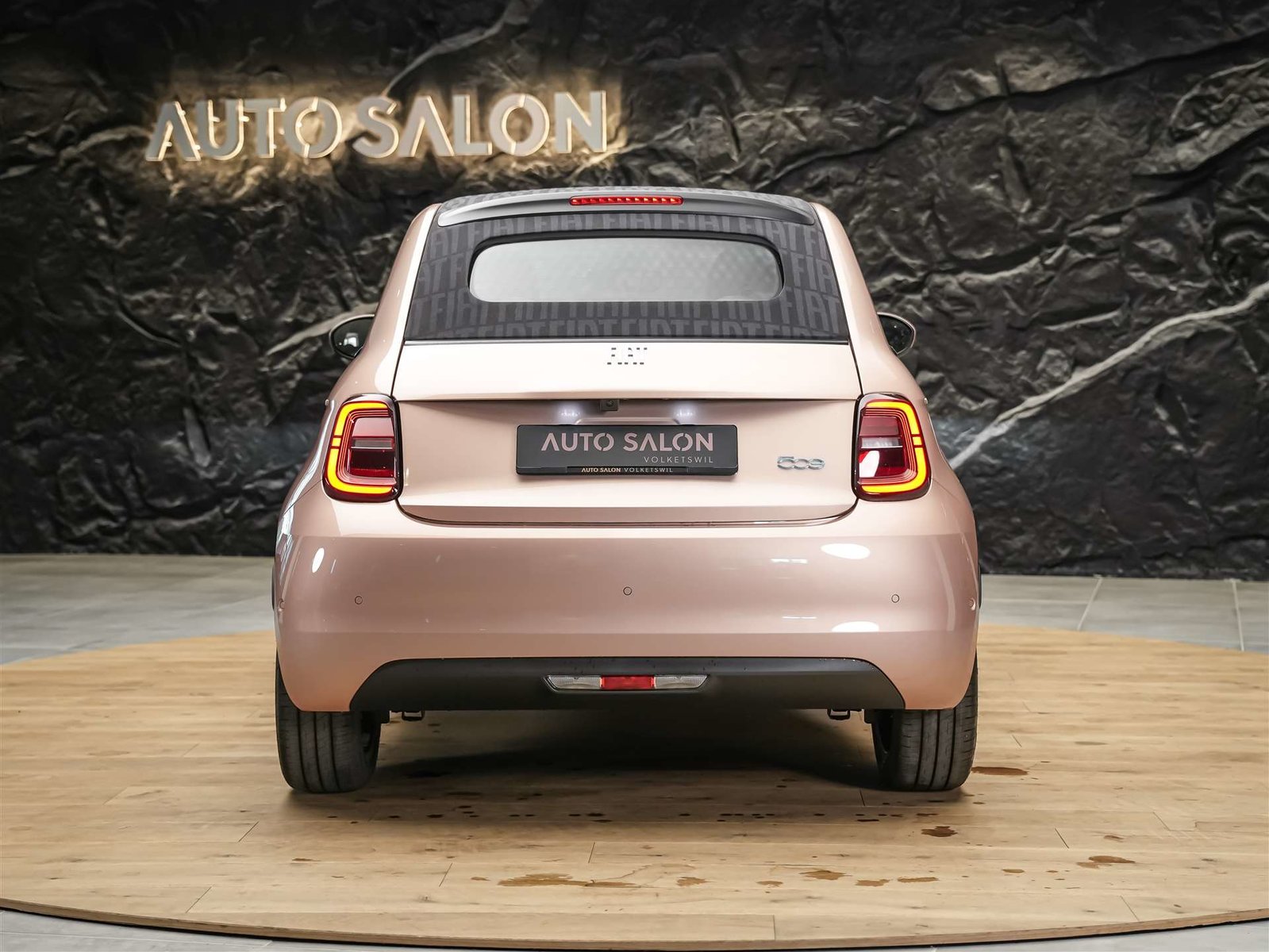 FIAT 500 C electric 87 kW La Prima *Rose Gold Metallic*, Electric, New car, Automatic - 4
