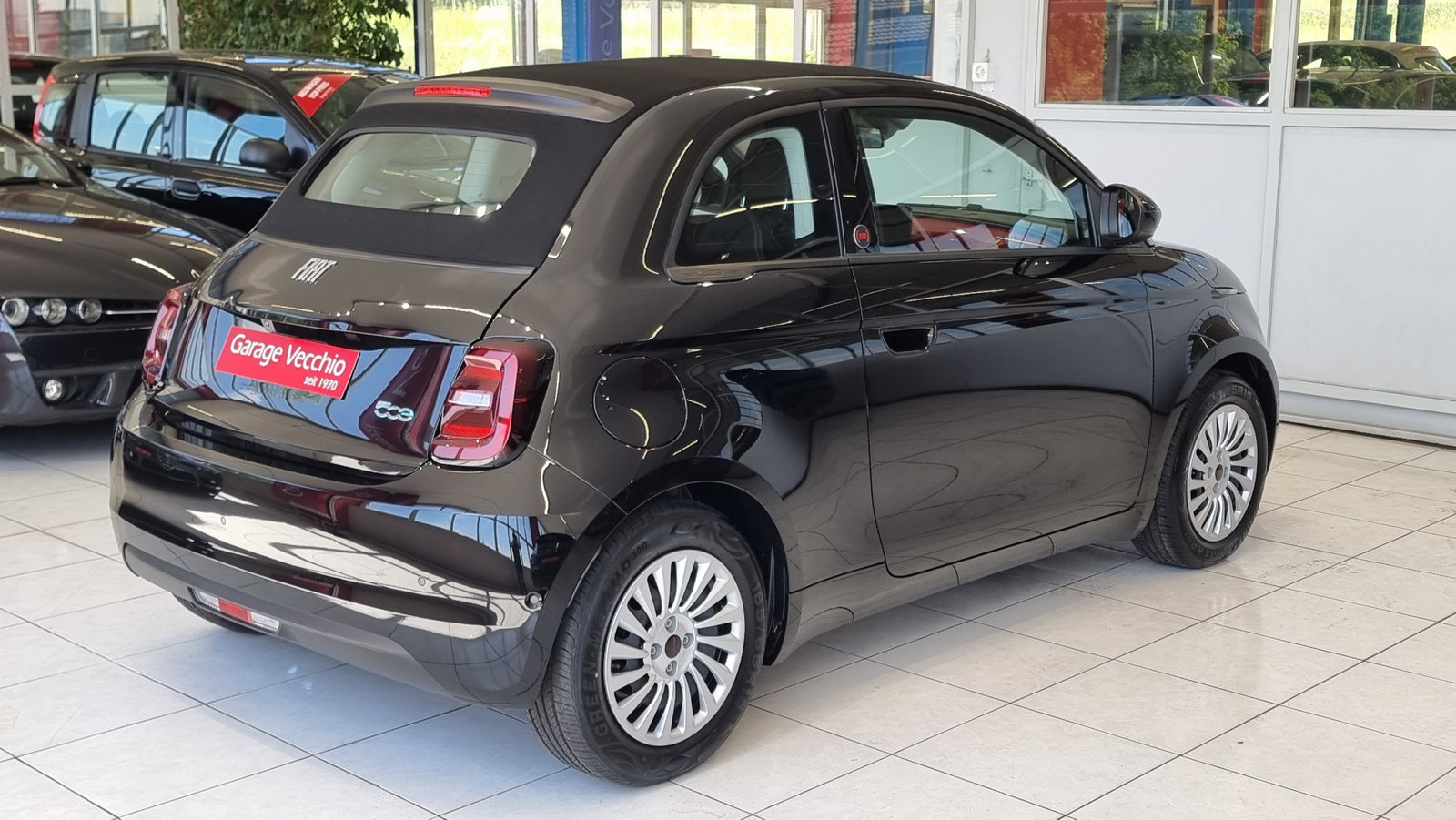 FIAT 500 Cabrio Red, Électrique, Voiture nouvelle, Automatique - 6
