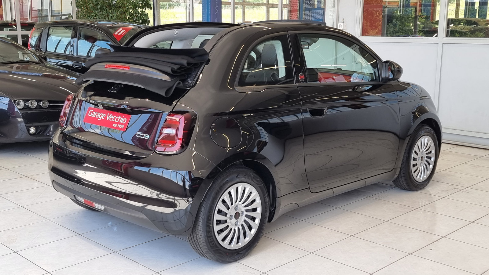 FIAT 500 Cabrio Red, Électrique, Voiture nouvelle, Automatique - 7