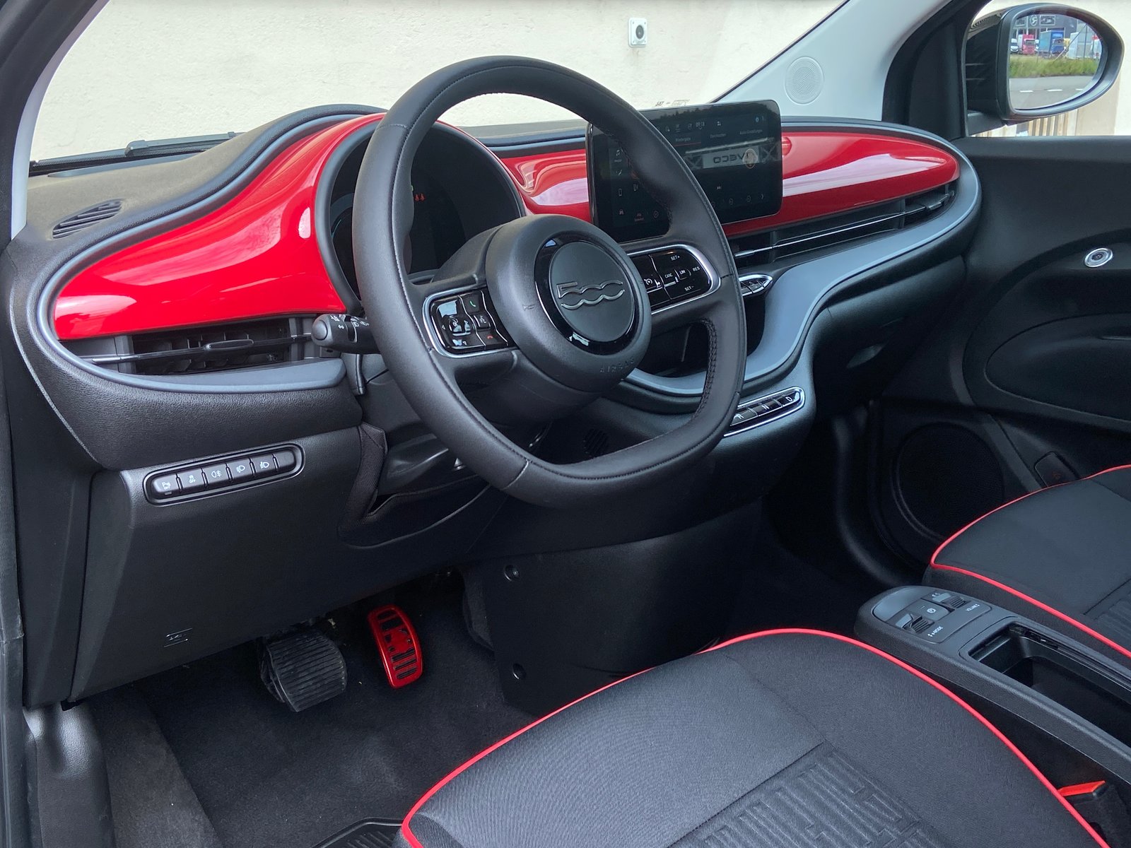 FIAT 500 C electric 87 kW Red, Elettrica, Auto nuove, Automatico - 5
