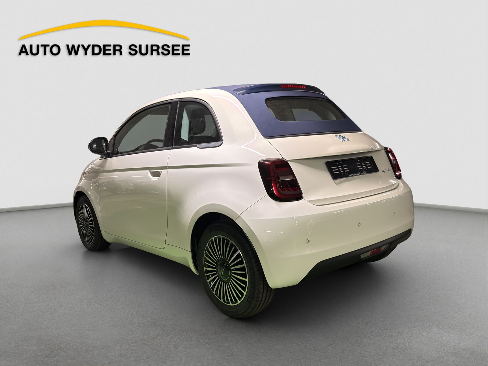 FIAT 500 Cabrio 1.0 Hybrid Dolcevita, Hybride Léger Essence/Électricité, Voiture nouvelle, Manuelle - 4