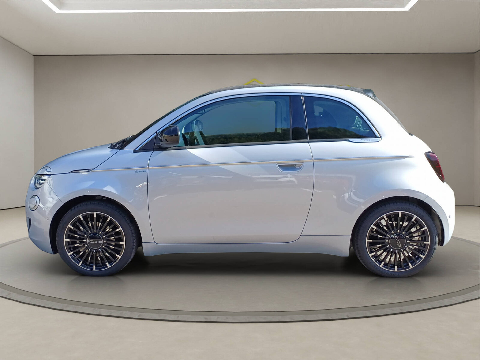 FIAT 500 Cabrio La Prima, Electric, New car, Automatic - 3