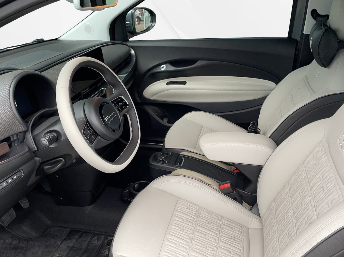 FIAT 500 Cabrio La Prima, Elektro, Occasion / Gebraucht, Automatik - 5