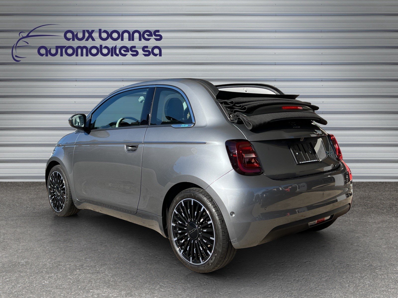 FIAT 500 C electric 87 kW La Prima, Elektro, Occasion / Gebraucht, Automatik - 2