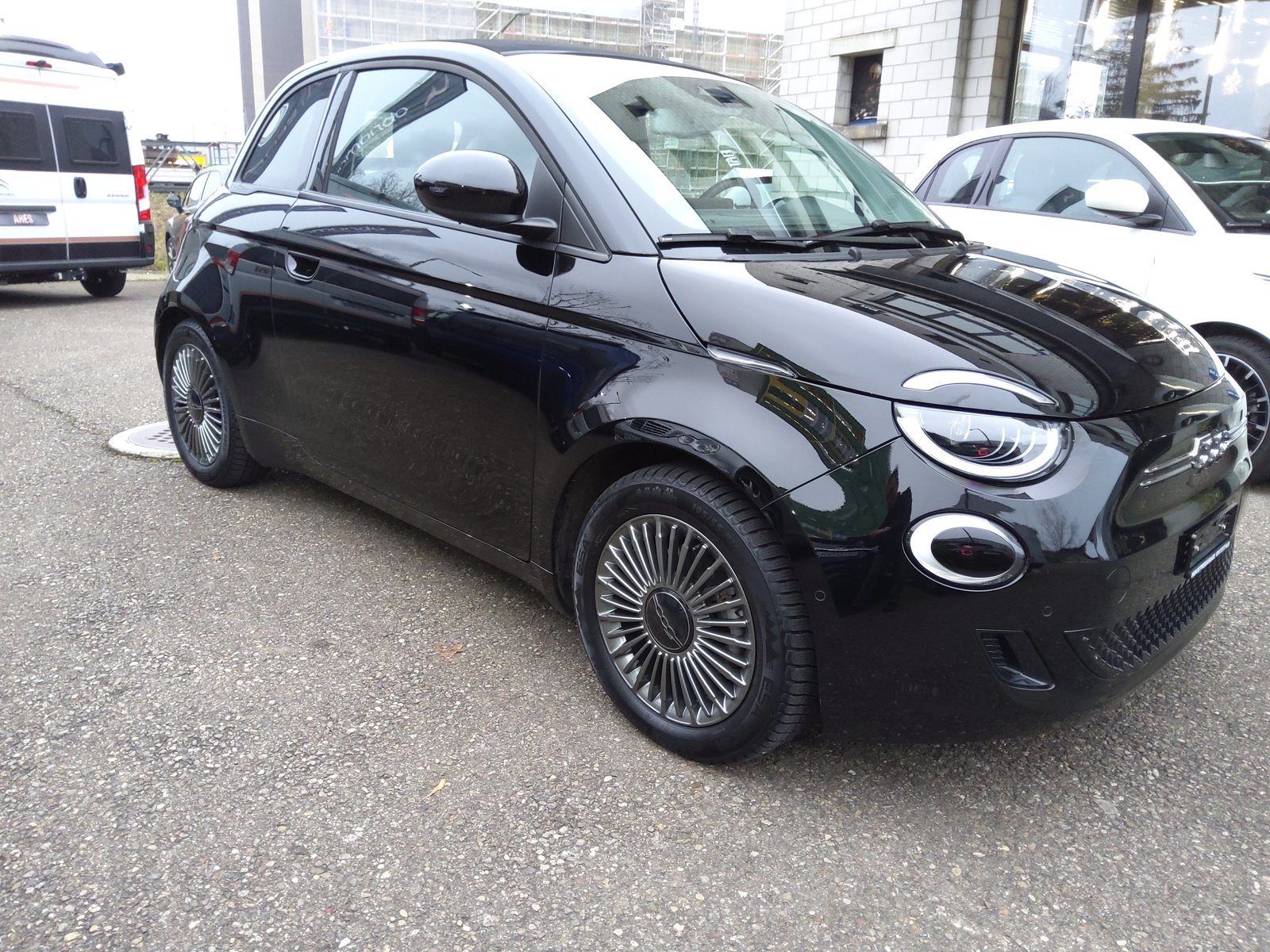 FIAT 500 Cabrio electric 87 kW Icon, Electric, Second hand / Used, Automatic - 3