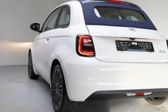 FIAT 500 C el 87 kW Icon, Électrique, Occasion / Utilisé, Automatique - 4