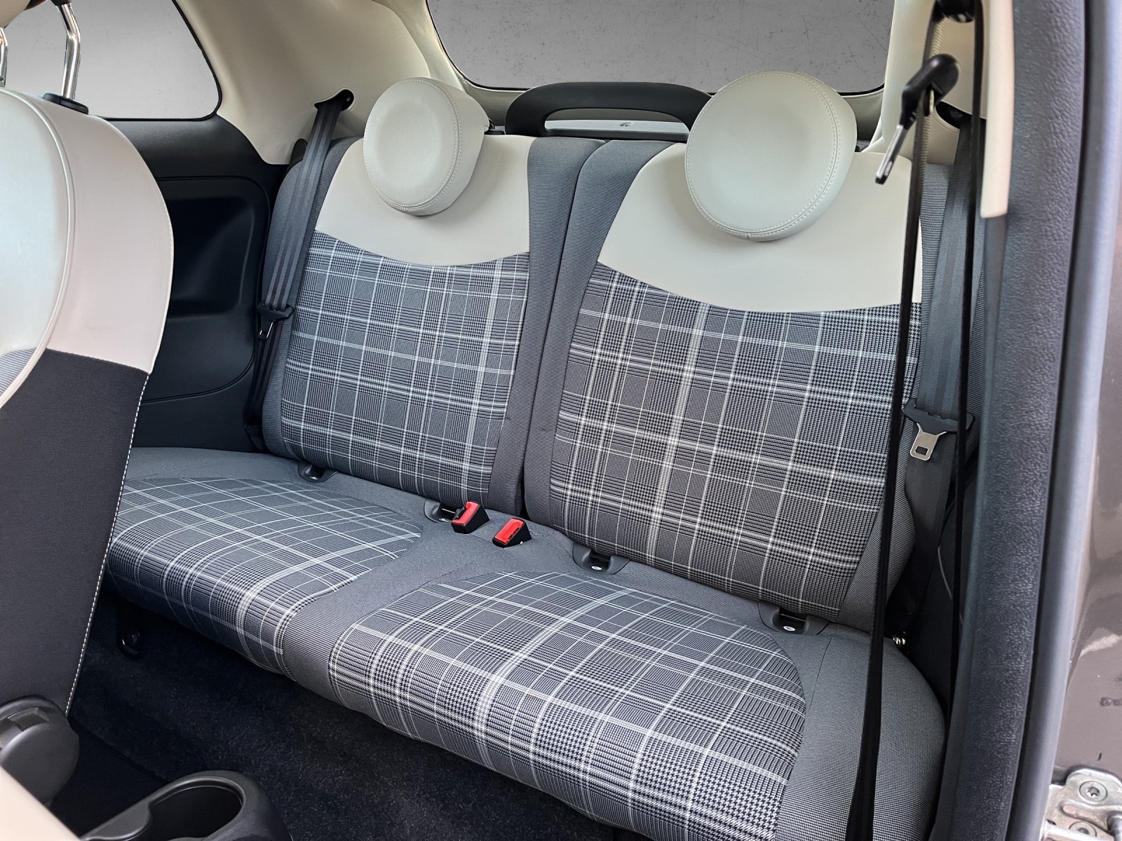 FIAT 500C 1.2 Lounge Dualogic, Benzin, Occasion / Gebraucht, Automatik - 7