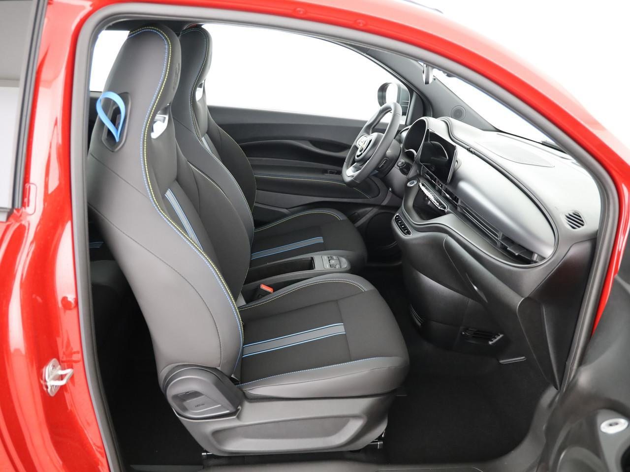 FIAT 500 Abarth Cabrio 500e, Elektro, Occasion / Gebraucht, Automatik - 7