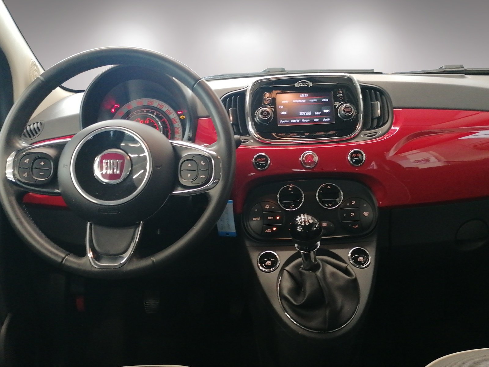 FIAT 500 C 0.9 T TwinAir 105 Lounge, Petrol, Second hand / Used, Manual - 5