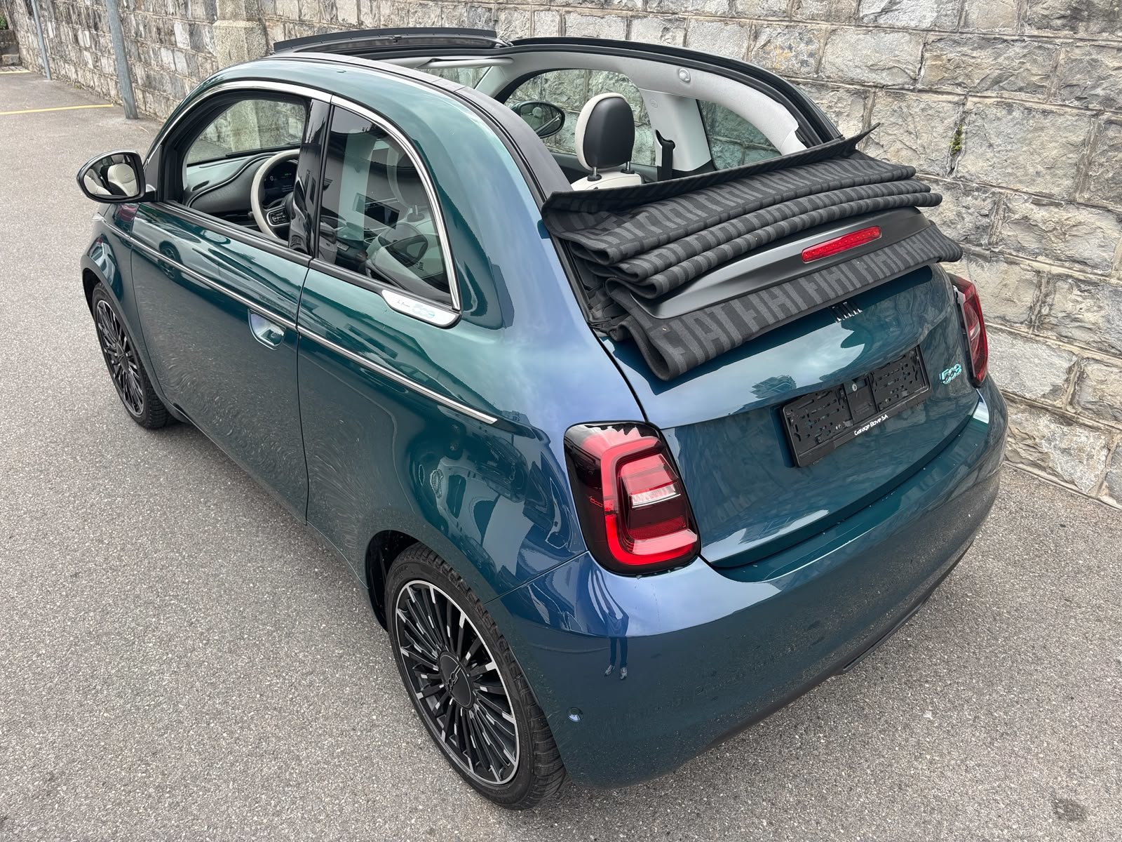FIAT 500 C electric 87 kW La Prima, Électrique, Occasion / Utilisé, Automatique - 3