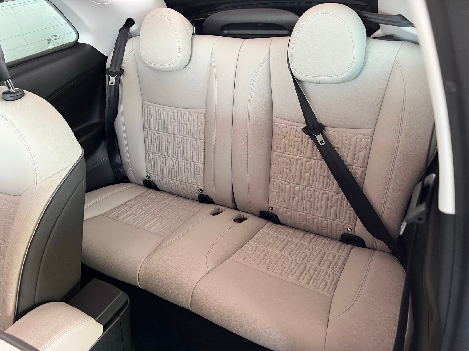 FIAT 500 Cabrio La Prima, Elektro, Occasion / Gebraucht, Automatik - 6