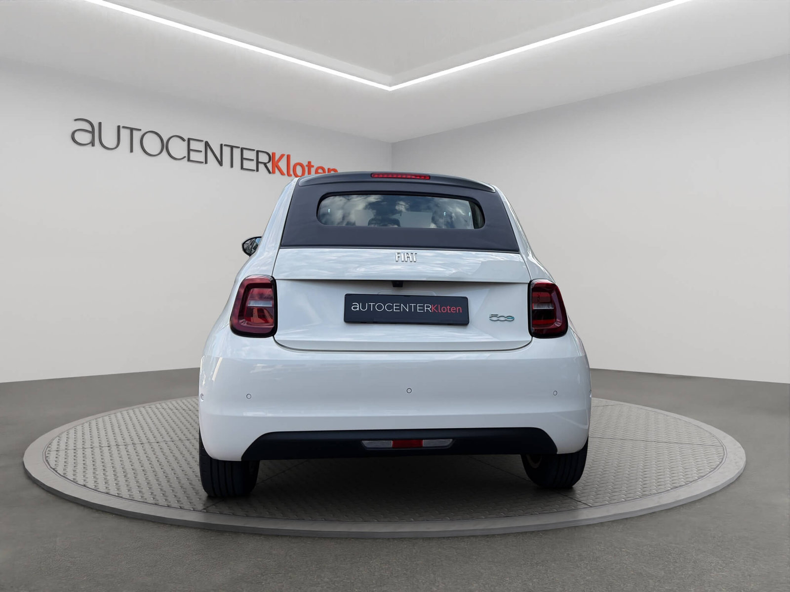 FIAT 500 Cabrio Electric 87 kw Icon, Electric, Second hand / Used, Automatic - 5