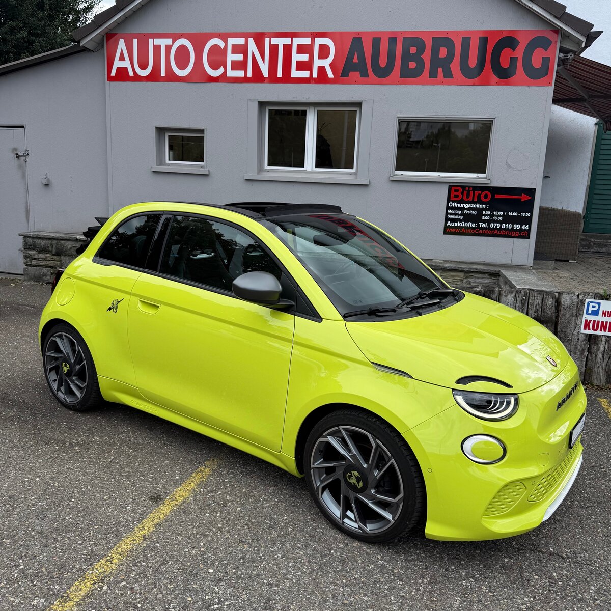 FIAT 500e Abarth Cabrio Scorpionissima, Électrique, Occasion / Utilisé, Automatique - 2