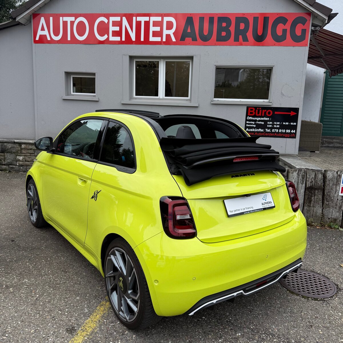 FIAT 500e Abarth Cabrio Scorpionissima, Électrique, Occasion / Utilisé, Automatique - 4