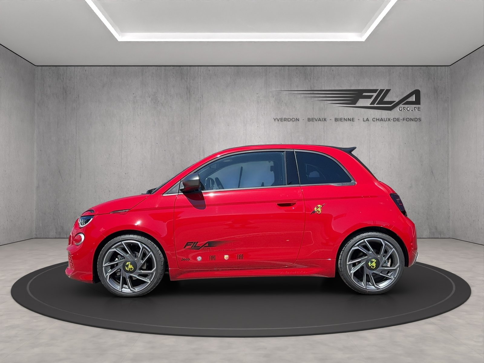 FIAT 500e Cabrio Abarth Turismo, Electric, Ex-demonstrator, Automatic - 3