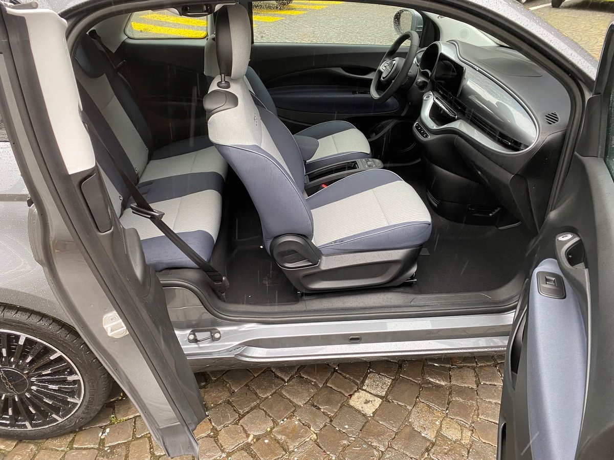 FIAT 500 3+1 electric 87 kW Icon, Electric, New car, Automatic - 4