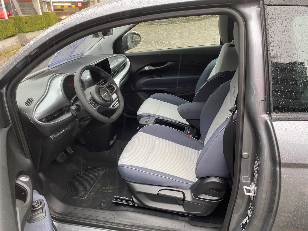 FIAT 500 3+1 electric 87 kW Icon, Electric, New car, Automatic - 6