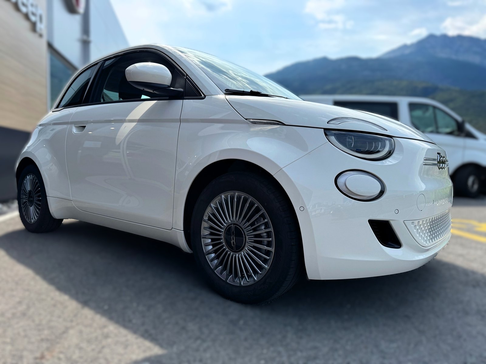 FIAT 500 electric 87 kW Swiss Edition, Electric, New car, Automatic - 7