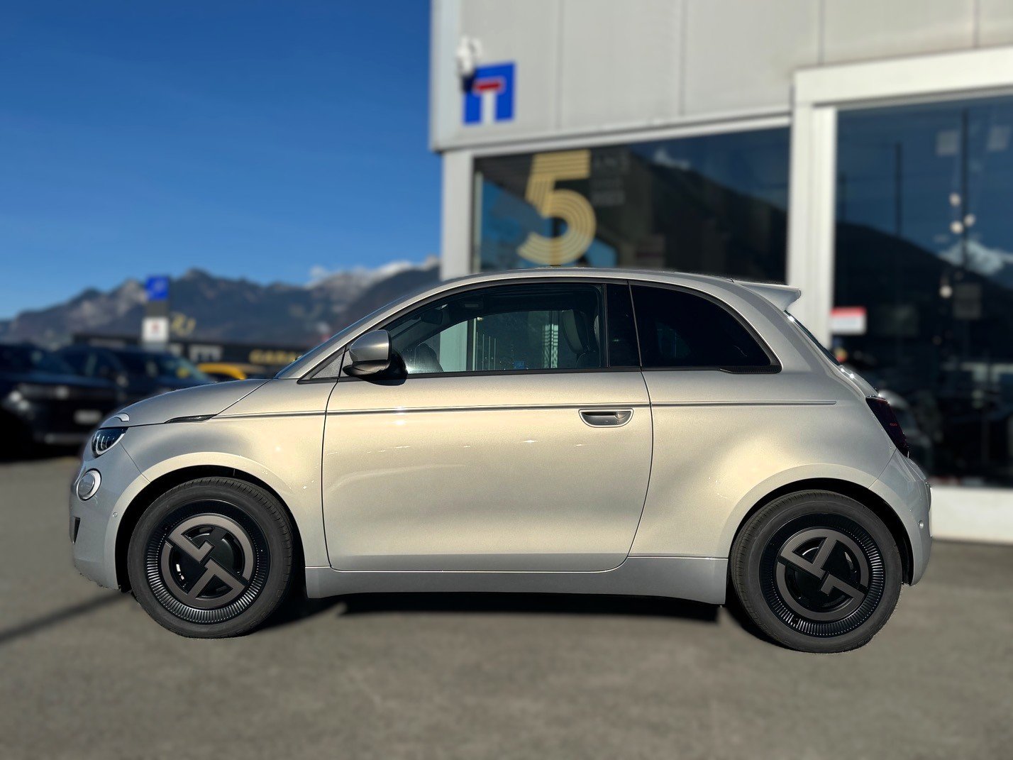 FIAT 500 BEV GIORGIO ARMANI, Électrique, Voiture nouvelle, Automatique - 3
