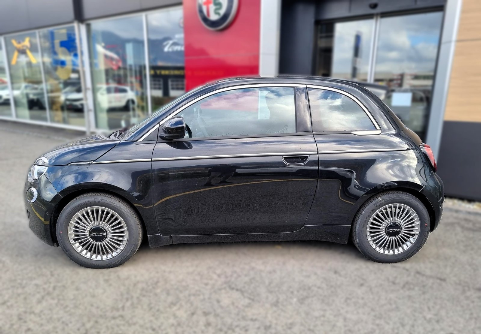 FIAT 500 electric 87 kW Swiss Edition, Elettrica, Auto nuove, Automatico - 3