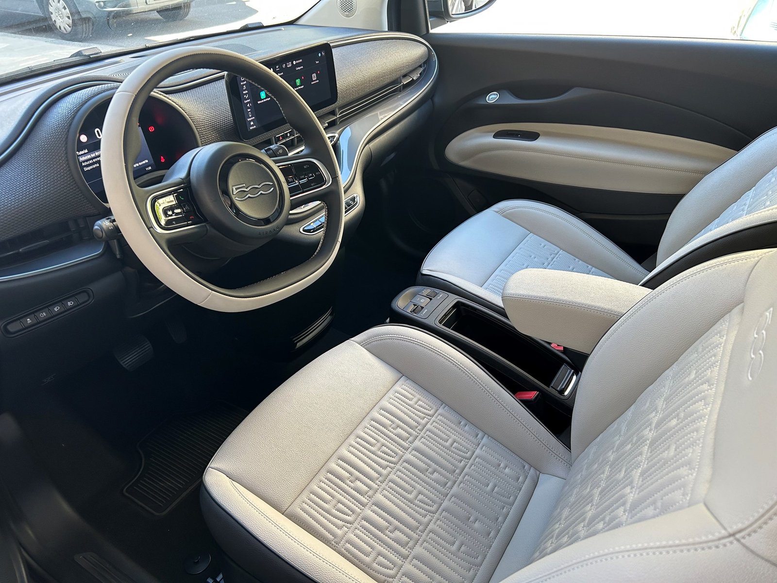 FIAT 500 La Prima Bocelli, Elektro, Occasion / Gebraucht, Automatik - 5