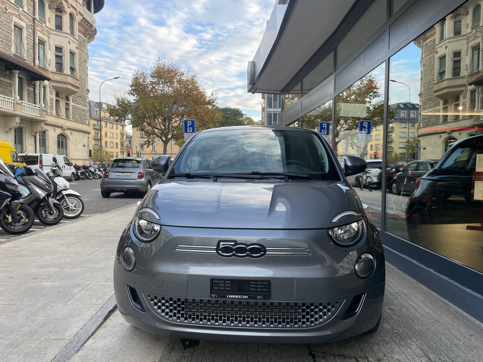 FIAT 500 electric 87 kW Icon, Électrique, Occasion / Utilisé, Automatique - 2